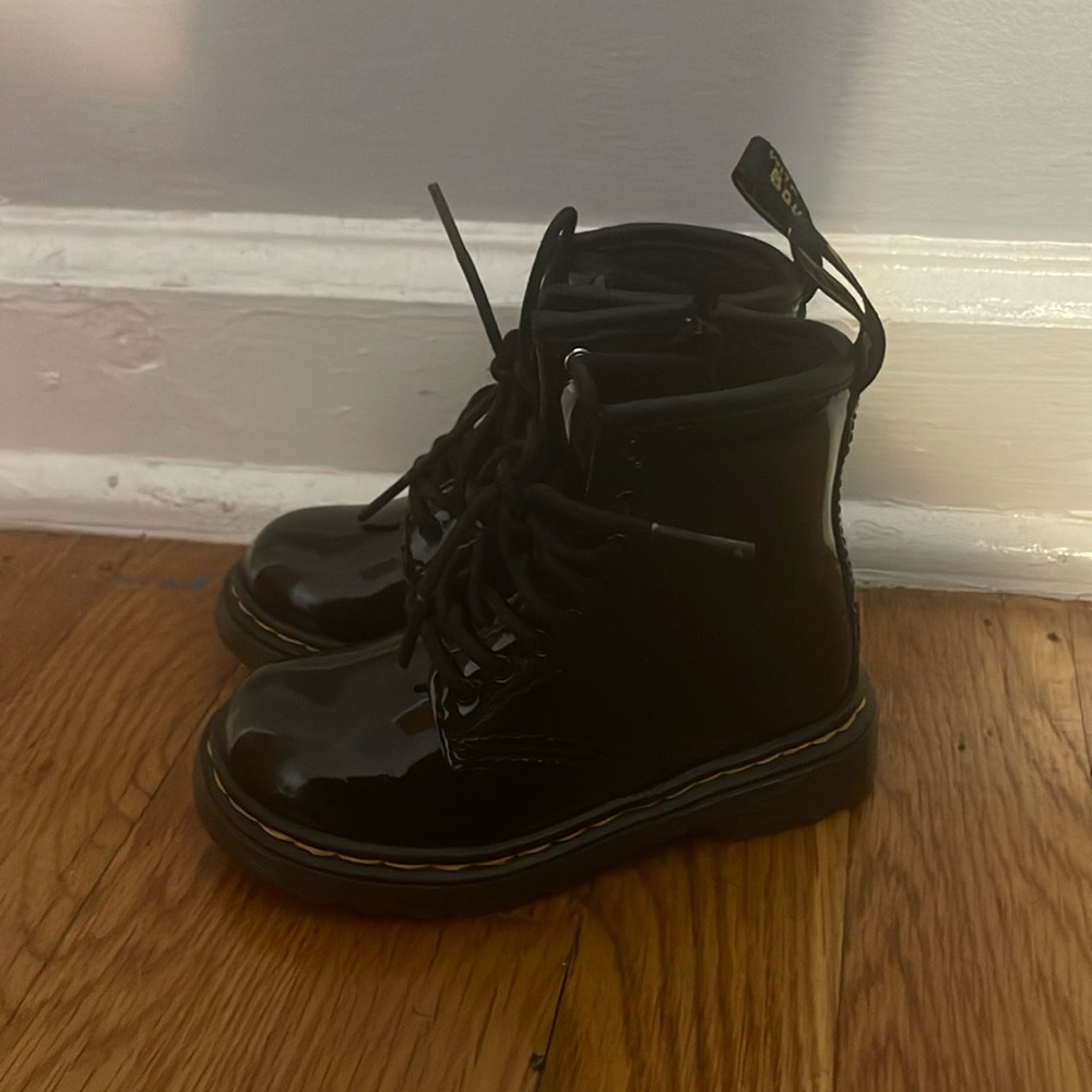 Toddler Dr. Martens 1460 Lace Up Boots Size 7c Unisex